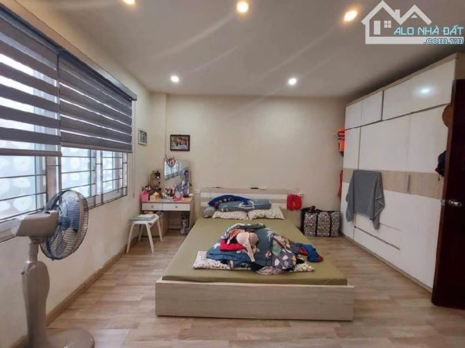 ĐỐNG ĐA-HƠN 7 TỴ XÍU ~30M*5T, MT HƠN 4M- 3 NGỦ KHÉP KÍN~50M RA PHỐ KHÂM THIÊN Ô TÔ TRÁNH - 2