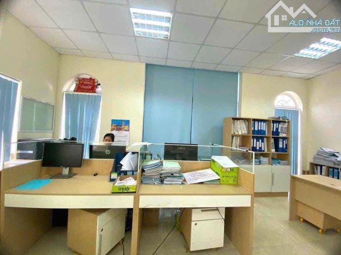 ⚡ Siêu ngộp: Nhà 5 tầng – hơn 700m² sàn – full khách thuê – giá chỉ 9 tỷ dòng tiền 300tr/! - 2
