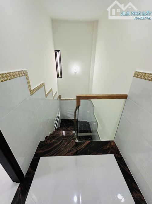 Bán nhà VIP P.13 Tân Bình, Nhất Chi Mai, 40m² nở hậu, 2PN, 2WC – gần sân bay T3 chỉ 4.x tỷ - 2