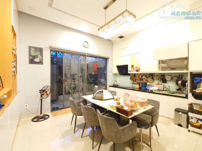 ĐƯỜNG SỐ GẦN CHỢ TÂN MỸ Q7 - ĐƯỜNG THOÁNG - THANG MÁY - 4.9x17.9m - 7 TỶ 5 - 2