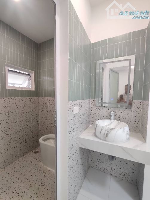 TT ĐƯỜNG HOÀNG QUỐC VIỆT DT65M 2 NGỦ WC KHÉP KÍN CHỈ 3,980 TỶ - 2