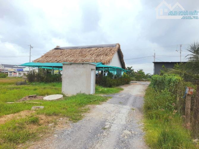 Hàng ngộp, 147m2 đất thổ cư đường ô tô Huỳnh văn đảnh, 450tr - 2