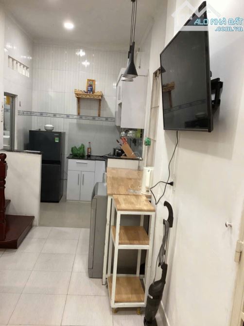 Nhà Vuông 2 tầng 28m2 – Lê Quang Định BT - 2