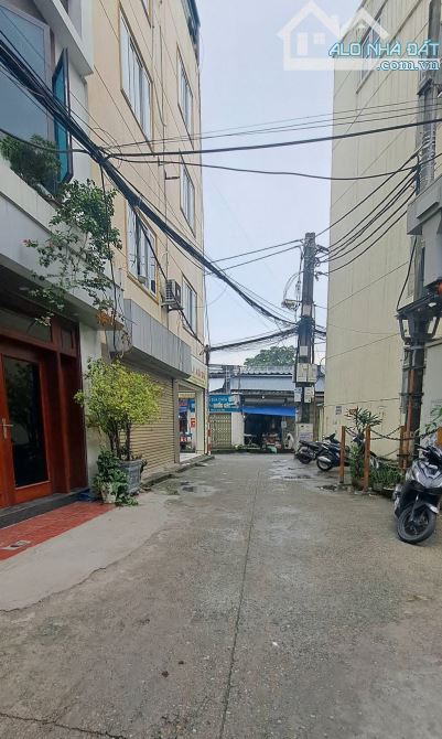 Việt Hưng gần 50m Đất lô góc Ô TÔ TRÁNH nhỉnh 8tỷ - 2