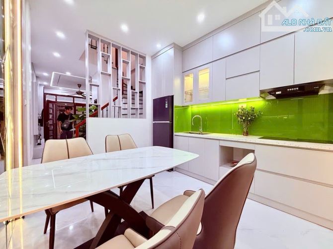 Bán nhà Nguyễn Phong Sắc – 63m2, 6T, MT 5.2m, phân lô, TM, 21 tỷ - 2