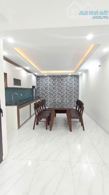 Bán nhà đẹp ở luôn Tứ Hiệp Thanh Trì Full nội thất 40m 5 tầng MT 3,8m giá 7 tỷ 3 - 2