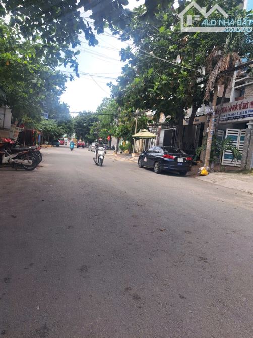 BÁN ĐẤT - 100M2 ( 5 X20 ) - KHU BIỆT THỰ NAM LONG - THẠNH LỘC - QUẬN 12. GIÁ CHỈ : 7,25 TỶ - 2