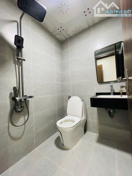 Bản Chung cư VP5 Linh Đàm, Hoàng Mai 62m, 2pn, 2wc, full tiện ích, 4.65tỷ - 2