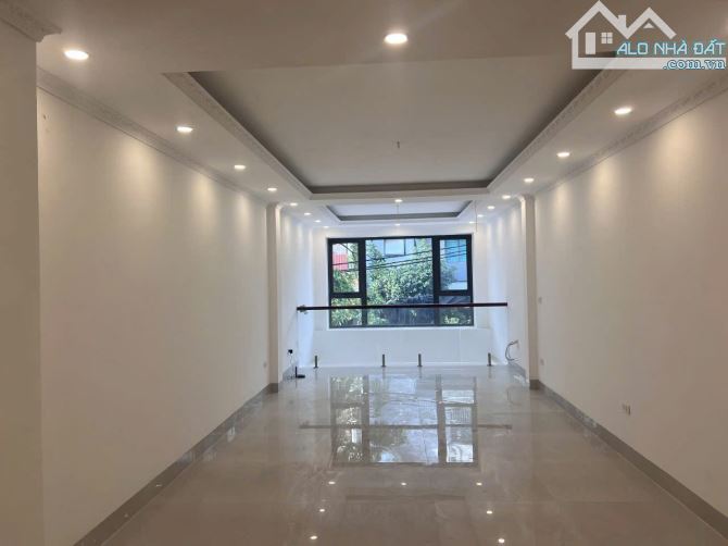 SIÊU PHẨM THẠCH BÀN – VỪA Ở VỪA KINH DOANH – VĂN PHÒNG – THANG MÁY 7 TẦNG - 2