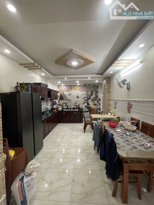 Nhà 4 Tầng - Hẻm ôtô 5m - DT Sàn Sử Dụng 210 , Bình Tân Giáp Tân Phú - 2