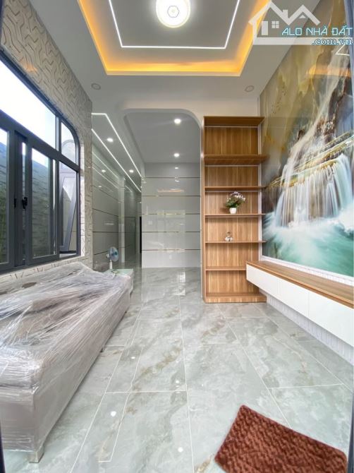 Nhà cấp, SHR, 96m2, 2PN, Tân Thạnh Đông, Giá chỉ 860tr. - 2