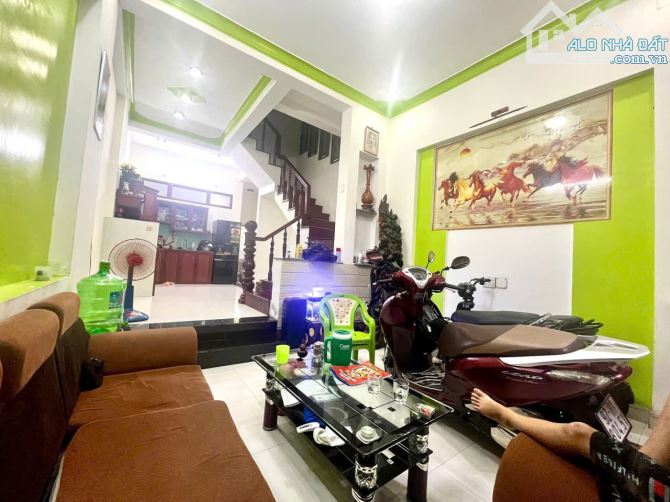 📌📌📌LÀM VIỆC TRỰC TIẾP GIÁ TỐT !!!bán nhà 2 tầng khu bộ đội trinh sát âu cơ - 2