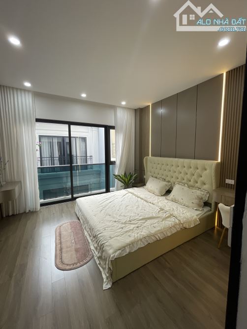 HOA HẬU PHÂN LÔ - NGUYỄN VĂN CỪ, SÁT OTO TRÁNH, 37M2, MT: 4M, 7 TẦNG THANG MÁY, 13.6 TỶ - 2