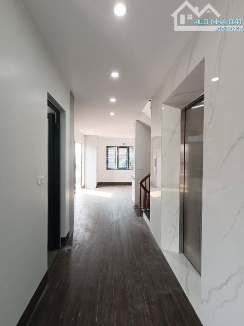🏡CỰC PHẨM CẦU GIẤY-OTO PHÂN LÔ 3MẶT TIỀN-NHỈNH 18TỶ 56M MT 11M 7TẦNG THANG MÁY - 2