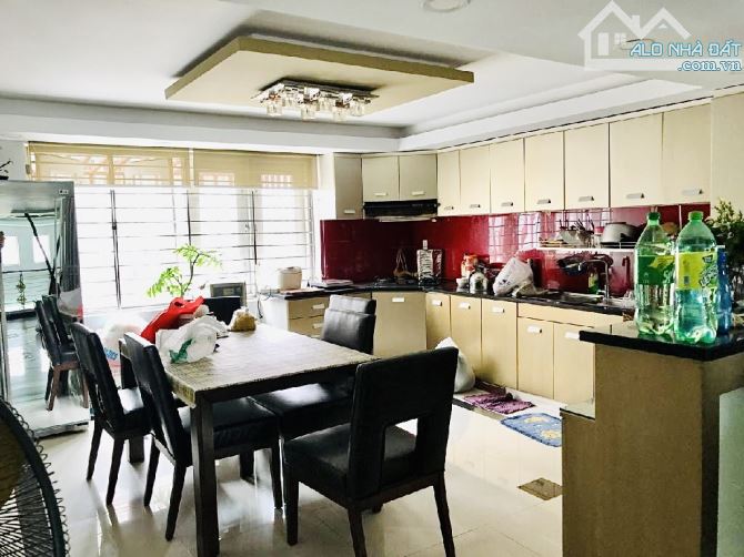 Khu Tên Lửa - Mặt tiền đường 4 tầng - 5m x 20m - 5PN - Kết cấu chắc chắn - 2