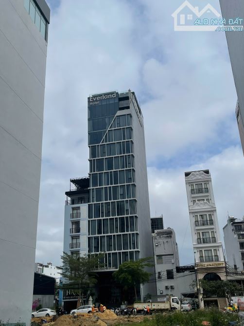 BÁN ĐẤT TẶNG NHÀ CẤP 4- MT TRẦN KHÁNH DƯ CÁCH MAI THÚC LÂN CHỈ 20M.PHÓ TÂY SẦM UẤT - 2