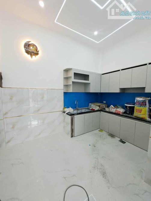 NHÀ 3 TẦNG 40M2 (4X10) XÂY MỚI 100%. HẺM 5M Ô TÔ THÔNG ĐƯỜNG CHIẾN LƯỢC, BTĐA, BÌNH TÂN. - 2