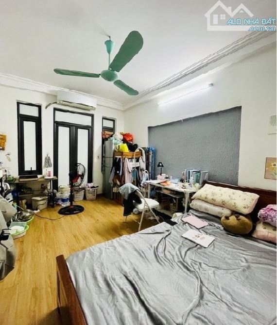 🌸 5 TẦNG CẦU GIẤY - NHÀ ĐẸP PHÂN LÔ - SỔ VUÔNG BÁNH CHƯNG - NGÕ RỘNG THOÁNG - NHỈNH 8 TỶ - 2