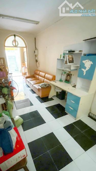 💥Bán nhà chính chủ 1 đời Tôn Thất Thuyết, Q4 - gần 60m2 - 2 tầng, nở hậu - nhỉnh 4Đ+🚘 - 2