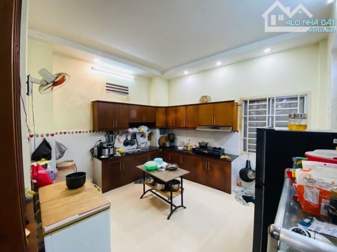 MẶT TIỀN KINH DOANH LÊ THỊ ĐIỆU - PHƯỚC LONG B - 100m2 - 3 TẦNG - 2