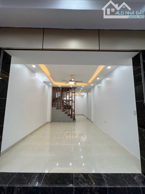 NHÀ MỚI – Ô TÔ ĐỖ CỬA – NGÕ 3.5M – DUYÊN THÁI THƯỜNG TÍN 4 TẦNG – 4 PHÒNG NGỦ – 2 MẶT THOÁ - 2