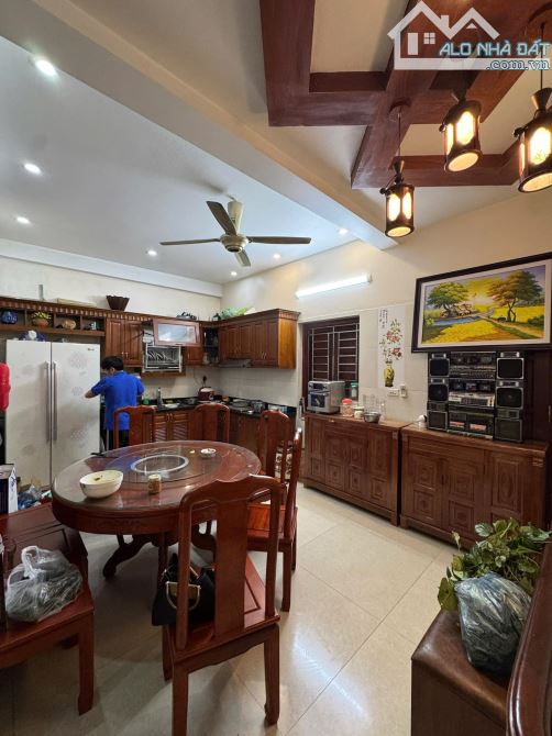 BÁN NHÀ 4 TẦNG CỰC ĐẸP GẦN CÔNG VIÊN KĐT ĐẠI DƯƠNG, TP BẮC NINH - 2