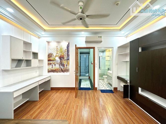 7 TẦNG -THANG MÁY - HẺM XE TẢI THÔNG -3 THÁNG 2 – P.14- Q.10 – DT: 4.8*19M – GIÁ 29 TỶ 5 - 2