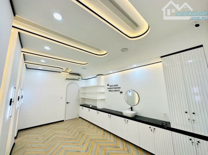 BÁN NHÀ 2 TẦNG – HẺM Ô TÔ – GẦN MẶT TIỀN – LÊ VĂN SỸ – 45M2 – P.11 PHÚ NHUẬN – 10.5 TỶ - 2
