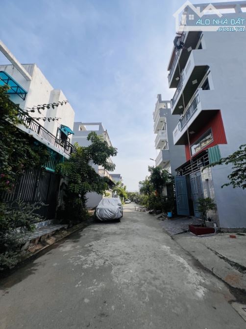 121M2-CÓ GARA 7 CHỖ- KDC HOÀNG HOA NGUYỄN  BÌNH NHỈNH 6 TỶ - 2