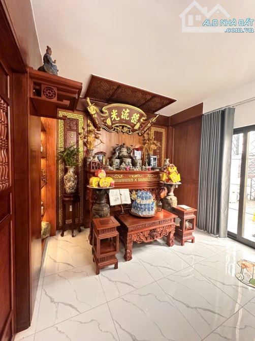 SIÊU PHẨM 7 TẦNG THANG MÁY - NỘI THẤT XỊN - VÀI BƯỚC RA HỒ TÂY ĐI DẠO MỖI NGÀY - 2