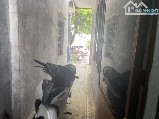 Bán nhà mặt tiền nguyễn phú hường - 2