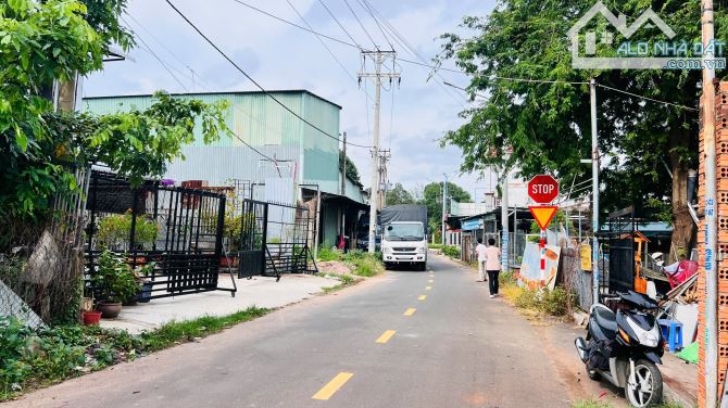 🔺TRUNG TÂM XÃ ĐẤT ĐỎ TP HỒ CHÍ MINH DÂN CƯ ĐÔNG ĐÚC BUÔN BÁN GẦN BIỂN  DT 120m2 5x24m 60t - 2