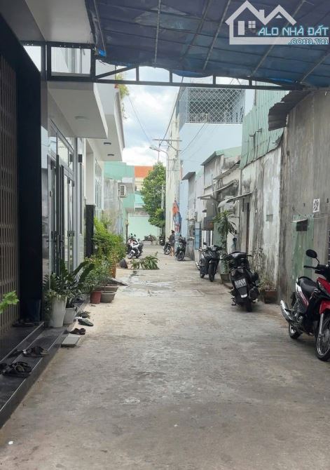 Bán nhà cấp 4 hẻm 4m đg phan bá vành dt 56m2 giá 1ty890 - 2