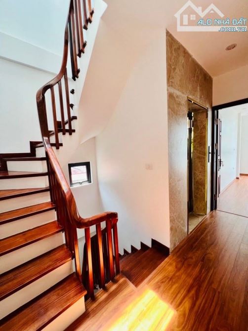 Nhà mới Phố Trần Khát Chân, ô tô 4 chỗ qua nhà, thang máy, ở và KD - 68m2, 13 tỷ - 3