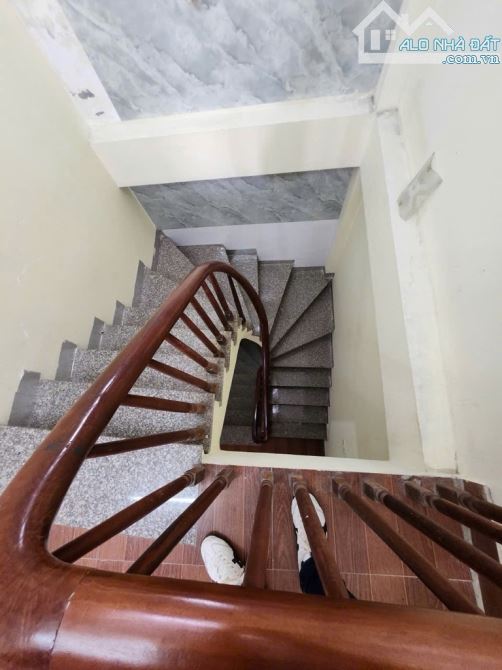 Bán nhà Tam Trinh - Mai Động. Căn góc 3 mặt thoáng. Cách phố 100M - 1 ngoặt tới nhà. - 3