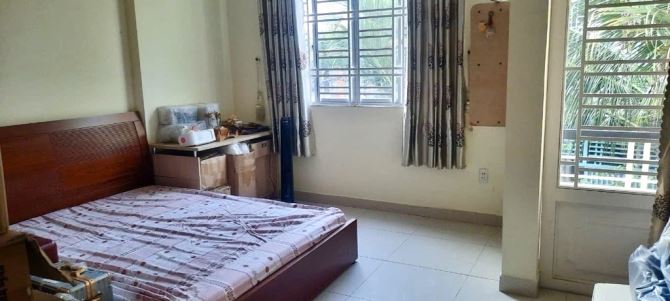 TỈNH LỘ 10 - BÌNH TÂN - NHÀ 4 TẦNG - 80M2 - NGANG LỚN 5M XỊN - SÁT MẶT TIỀN - HƠN 6 TỶ - 3