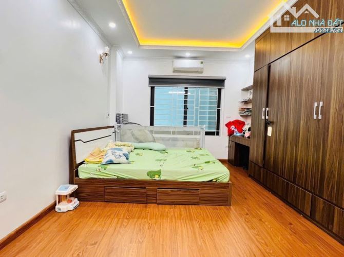 🏠 Phạm Văn Đồng, 36m2 nhỉnh 7 tỷ, dân xây ở ngay, ngõ thông, ô tô đỗ, full nội thất, hiếm - 3