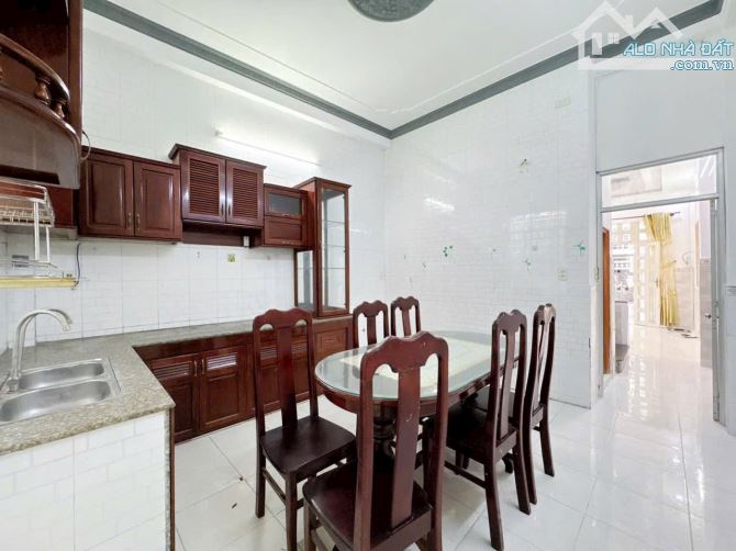 Nhà 2 lầu 4 phòng ngủ hẻm 41 Võ Trường Toản, Ninh Kiều - 2 tỷ 590 triệu - 3