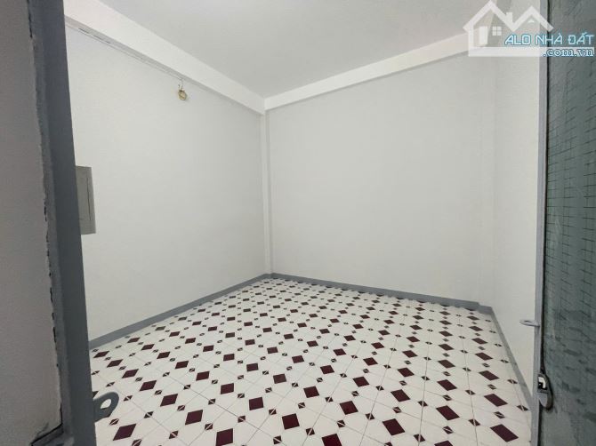 BÁN NHÀ 1 TRỆT 1 LẦU_HOÀN CÔNG_NGANG 5.2M_MẶT TIỀN TRẦN PHÚ_PHƯỜNG 5_VŨNG TÀU_CHỈ 9.5 TỶ - 3