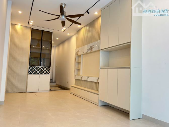 Bán căn hộ 105m2 3 ngủ chung cư Xa La Hà Đông sổ đỏ lâu dài full nội thất - 3