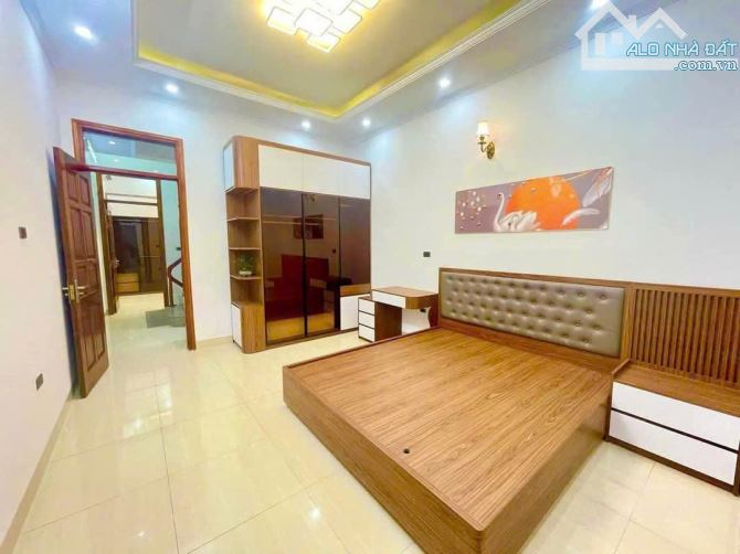 Bán nhà Thịnh Liệt, DT45m ,Giá Hơn 7 tỷ,oto Gần ,Lô Góc, Full Nội Thất - 3