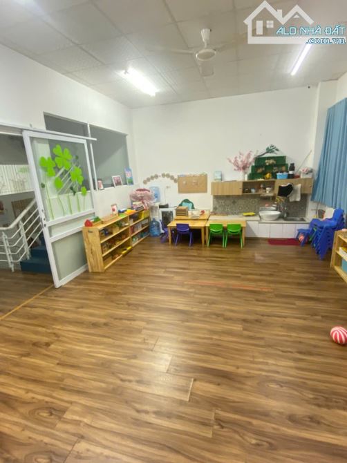 Cho thuê biệt thự Imperia Nguyễn Huy Tưởng, Thanh Xuân. DT 200m2, 1 hầm, 4Tnổi, MT 9m 70tr - 3