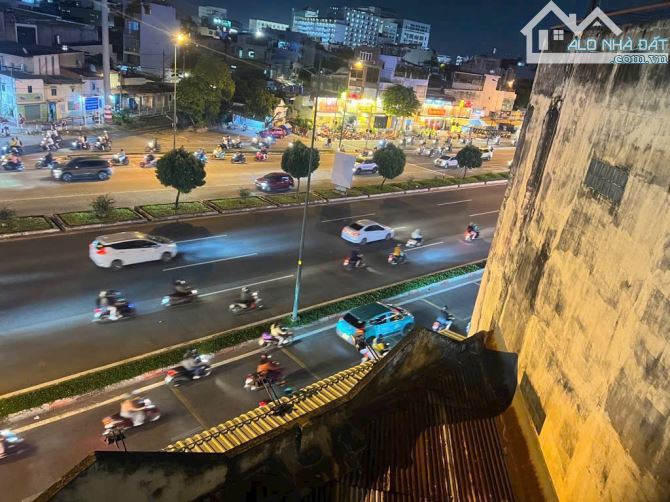 🔥[GÒ VẤP] NHÀ 2 MẶT TIỀN CHIA LÀM 2 căn - DÒNG TIỀN 40 Triệu/ Tháng - 15.5 TỶ - 3