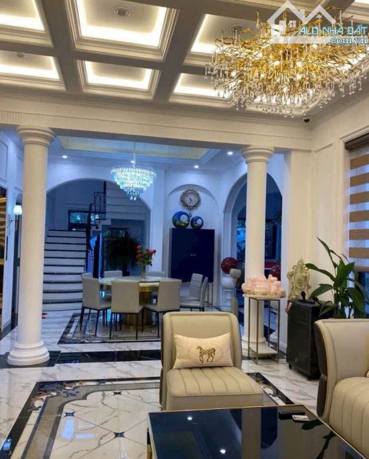 Bán hoặc  Biệt Thự Đẹp Luxury 3 Tầng Ven Sông Tắc , Vị Trí Đẹp Gần Trung Tâm Phố - 3