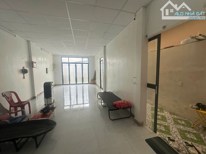 Bán nhà hẻm ba gác 1 trệt 1 lầu, 2 phòng ngủ 2wc, sổ riêng hoàn công, Phường 3 Quận 8 - 3
