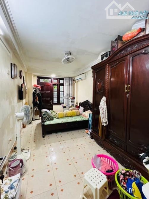 Bán Nhà Hoàn Kiếm Phố Lý Thường Kiệt 45m2-5T 1 SỔ 1 CHỦ 	13 Tỷ Có Thương Lượng. - 3
