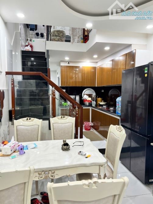 GẦN 4Đ CÓ NGAY NHÀ ĐẸP ĐƯỜNG T8 TÂY THẠNH TÂN PHÚ. NỘI THẤT XỊN - 3