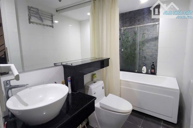 Bán nhà Nguyễn Công Hoan Phú Nhuận, 3.2m x 9.9m, 5 Tầng cho thuê CHDV - Giá 7.55 tỷ TL - 3