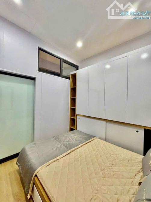 CẦN BÁN GẤP CH TẬP THỂ TẦNG 2 PHỐ CỔ MAI HẮC ĐẾ, HAI BÀ TRƯNG. 60M² – 2PN. 3,1 TỶ - 3