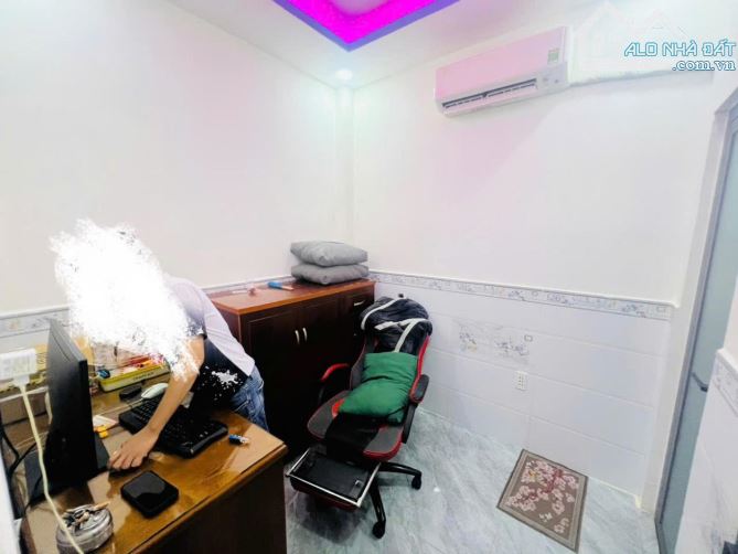 HÀNG HOT NGAY TRUNG TÂM GÒ VẤP. HXH CHỦ VỀ QUÊ BÁN GẤP ... 56m2 giá chưa đến 4 - 3